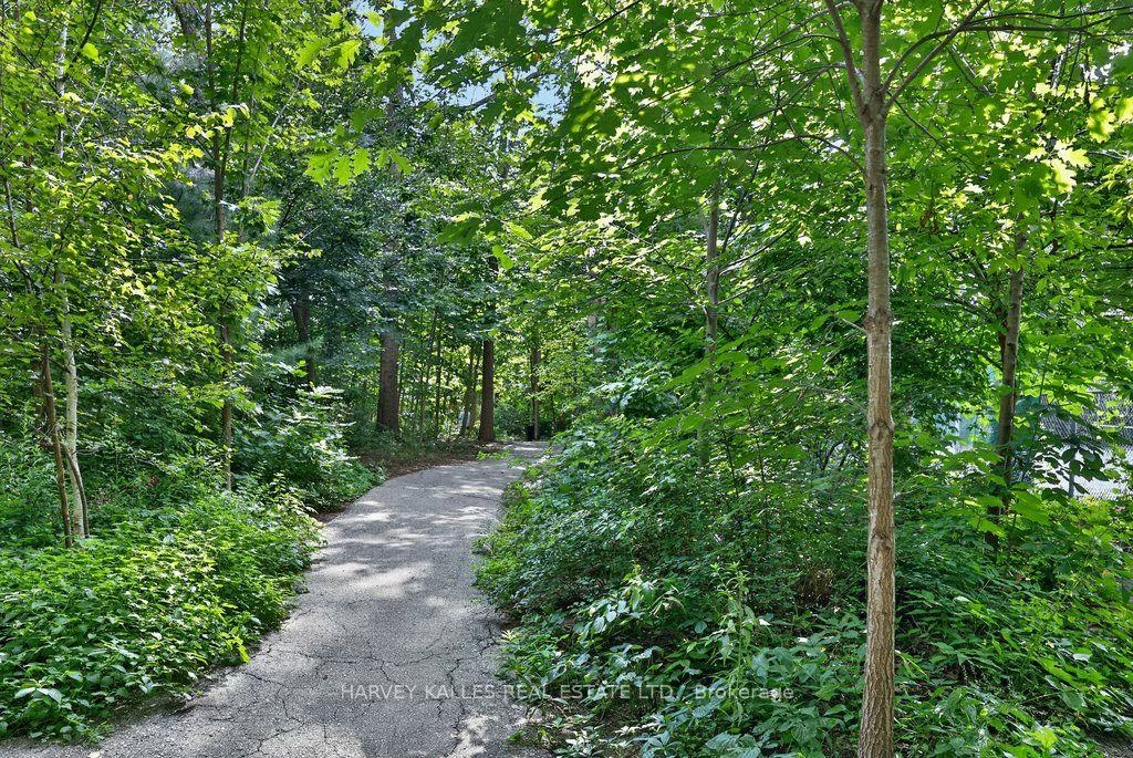 1160, Walden, Clarkson, Mississauga