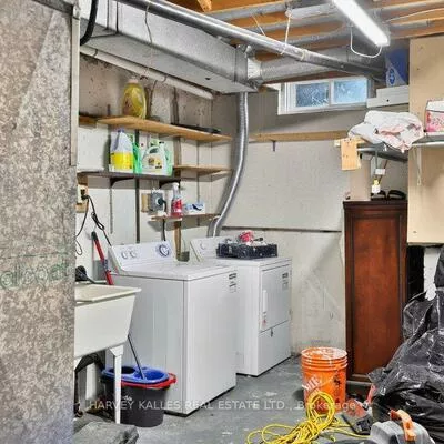 1160, Walden, Clarkson, Mississauga