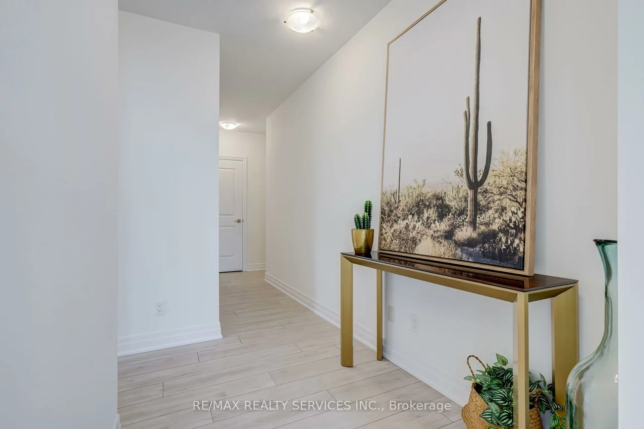 30, Elm, Fairview, Mississauga