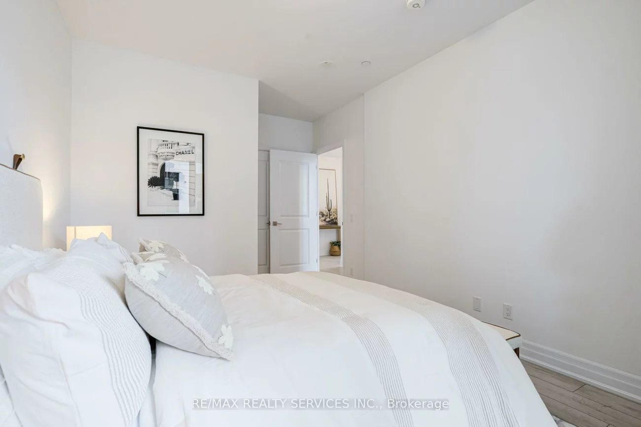 30, Elm, Fairview, Mississauga