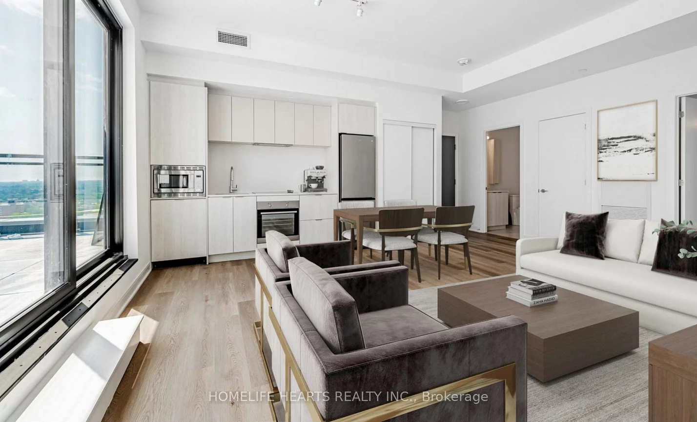 86, Dundas, Cooksville, Mississauga