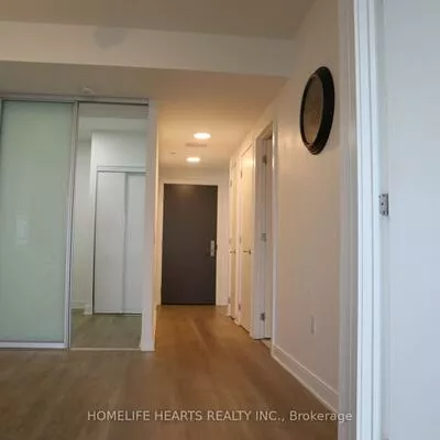 86, Dundas, Cooksville, Mississauga
