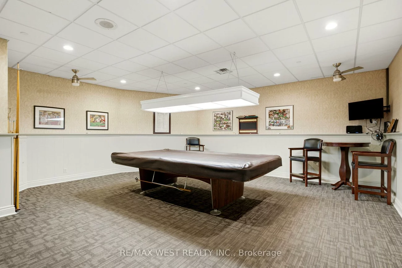 1300, Bloor, Applewood, Mississauga