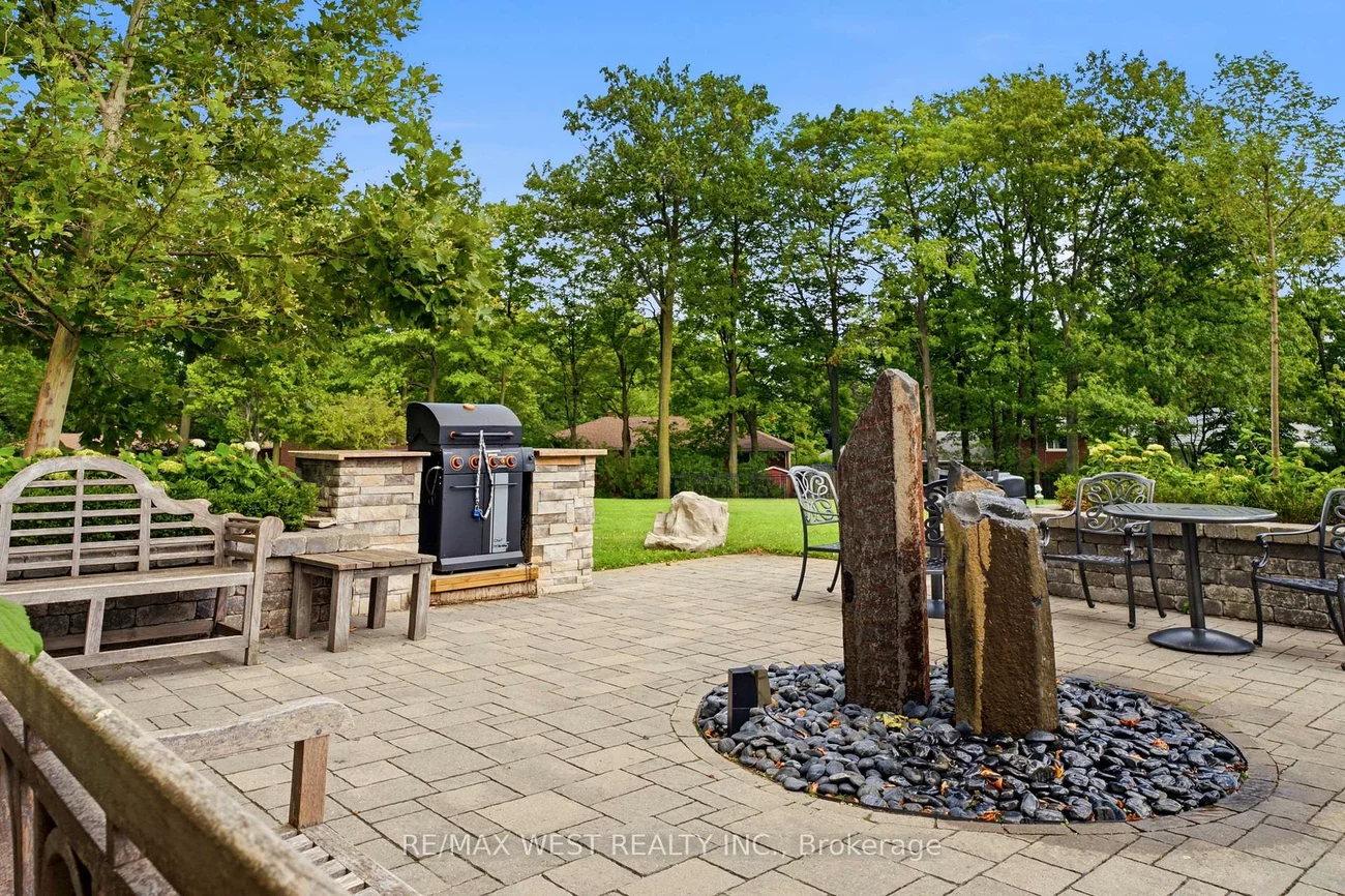 1300, Bloor, Applewood, Mississauga