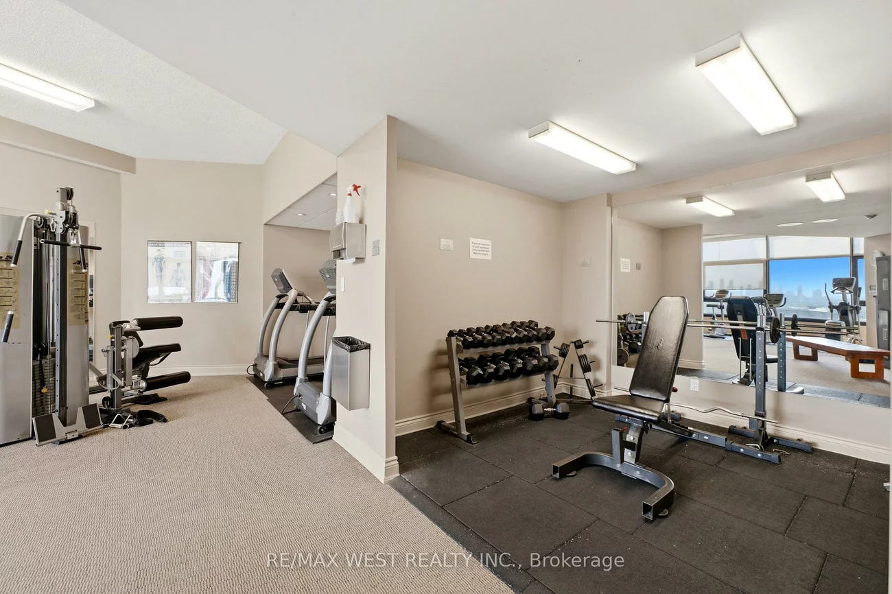 1300, Bloor, Applewood, Mississauga