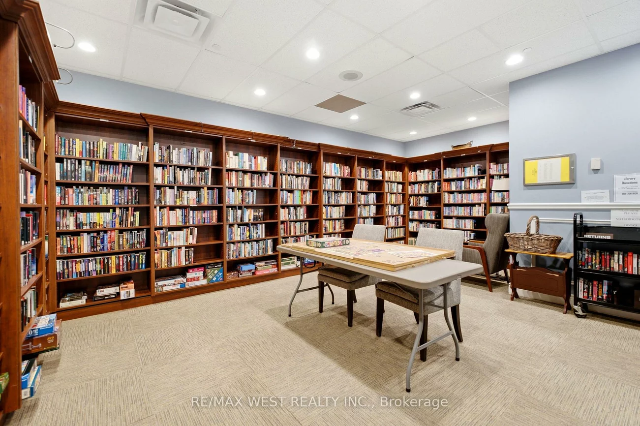1300, Bloor, Applewood, Mississauga