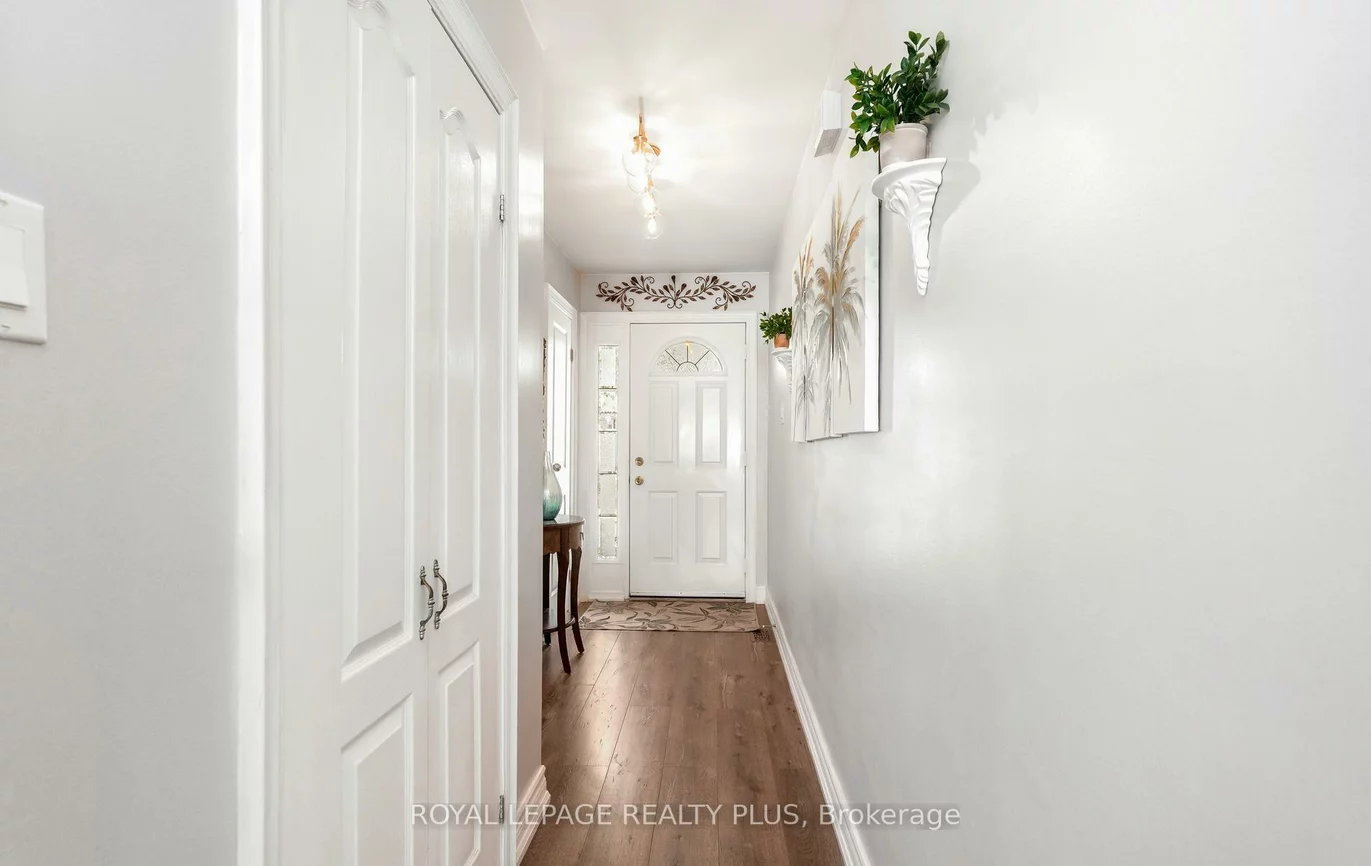 2380, Bromsgrove, Clarkson, Mississauga