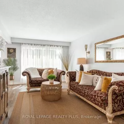 2380, Bromsgrove, Clarkson, Mississauga