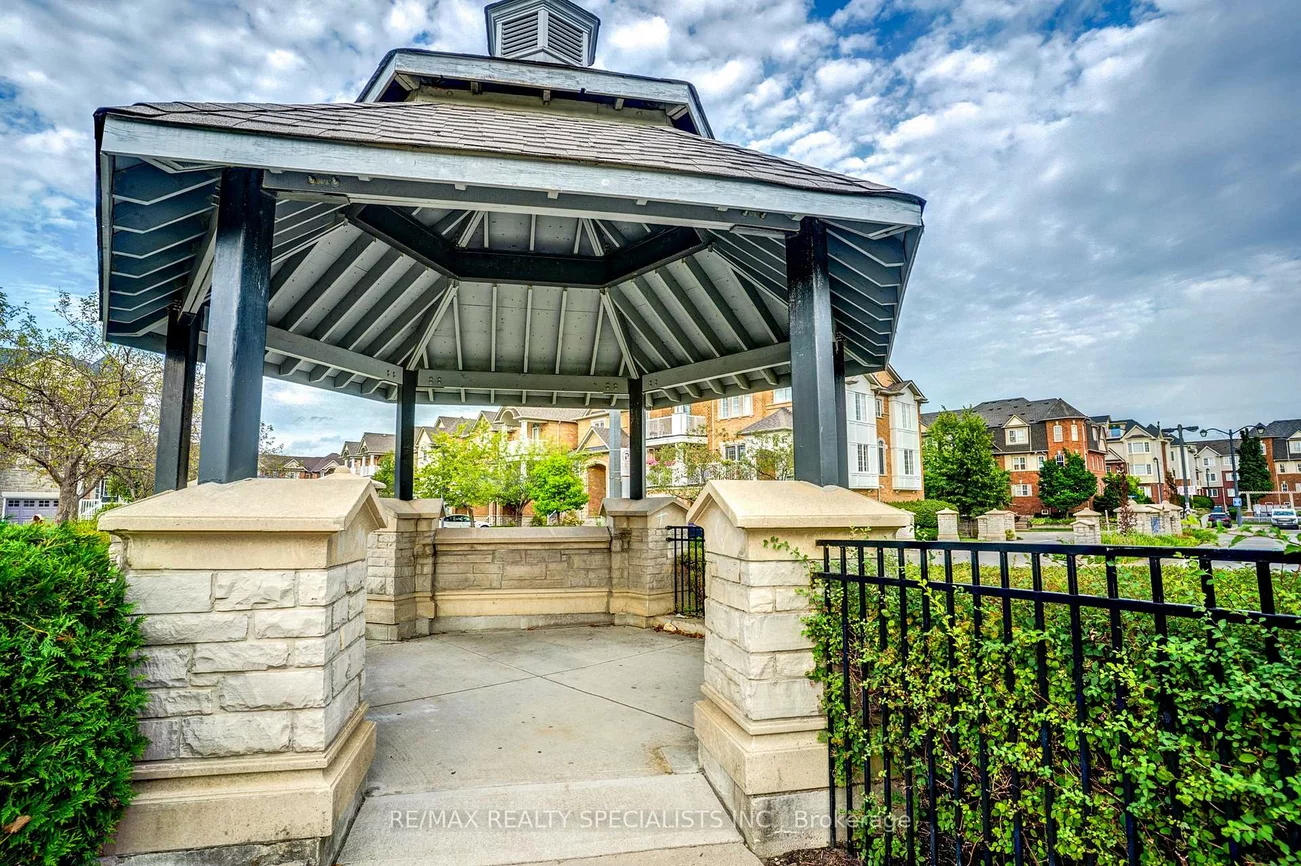 615, Shoreline, Cooksville, Mississauga