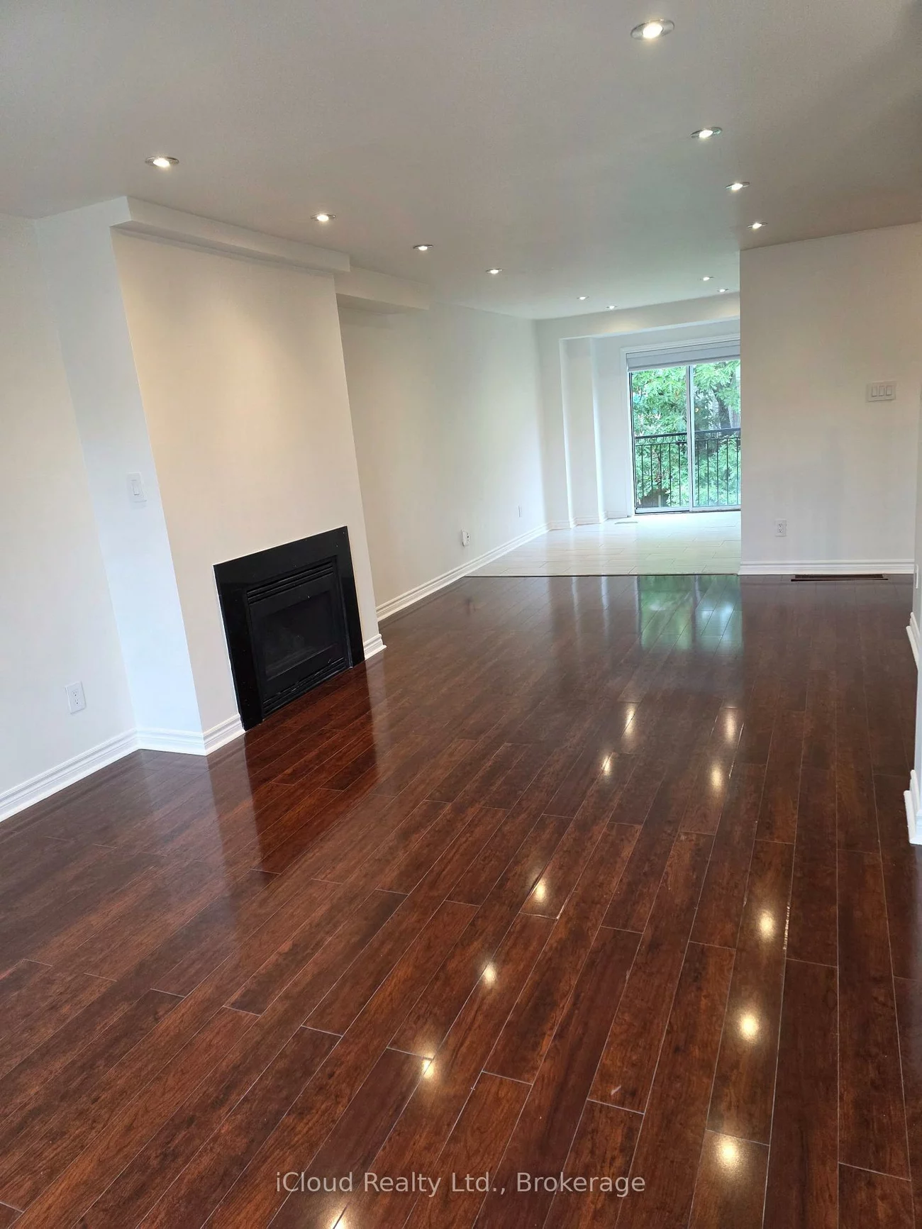 2398, Britannia, Streetsville, Mississauga