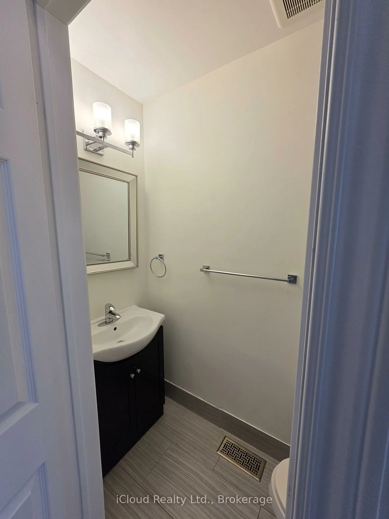 2398, Britannia, Streetsville, Mississauga