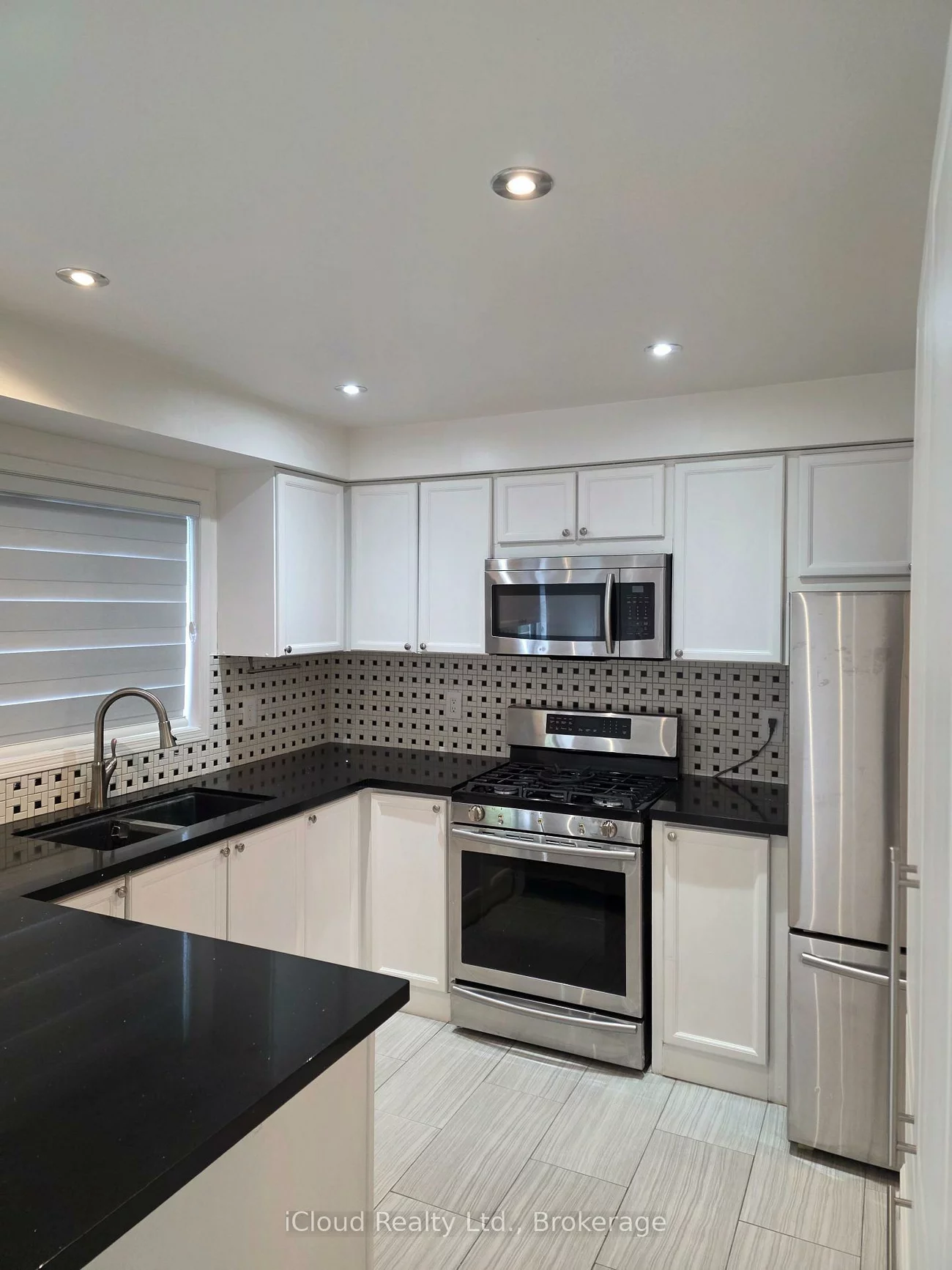 2398, Britannia, Streetsville, Mississauga