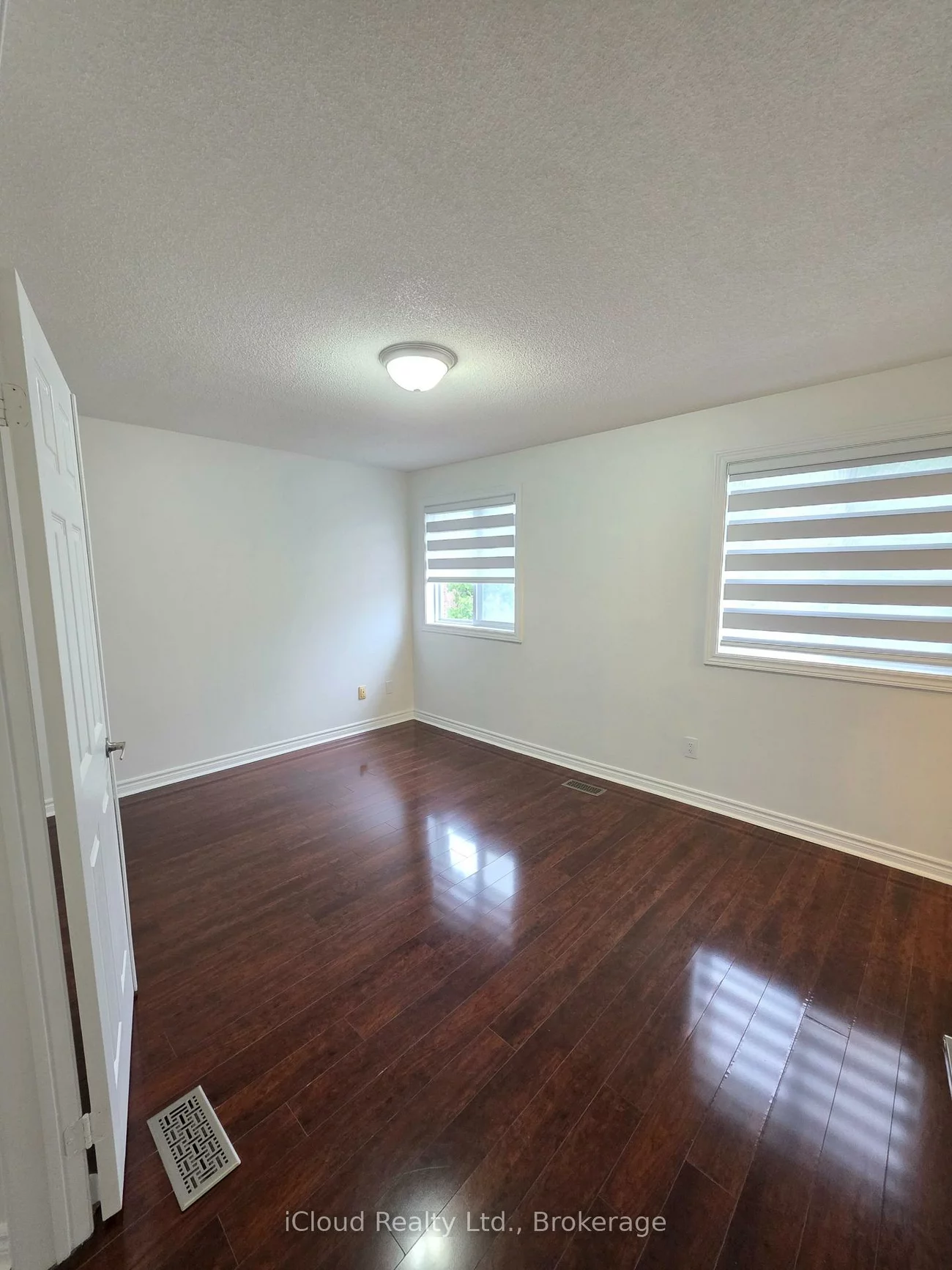 2398, Britannia, Streetsville, Mississauga
