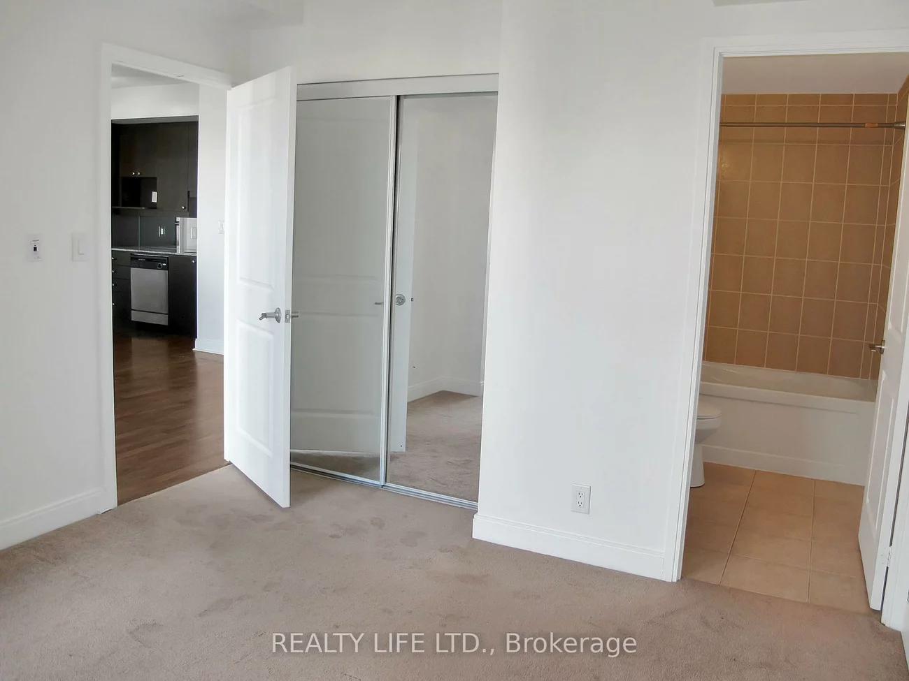 60, Absolute, City Centre, Mississauga