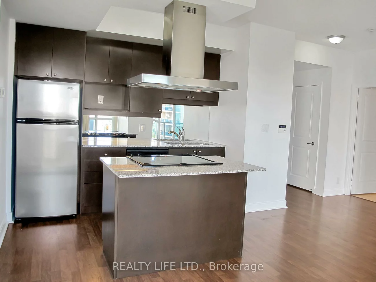 60, Absolute, City Centre, Mississauga