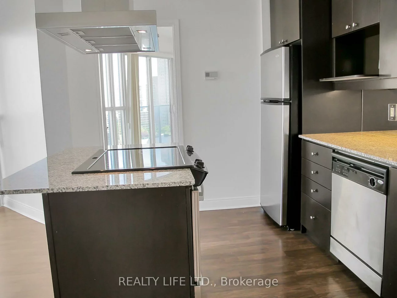 60, Absolute, City Centre, Mississauga