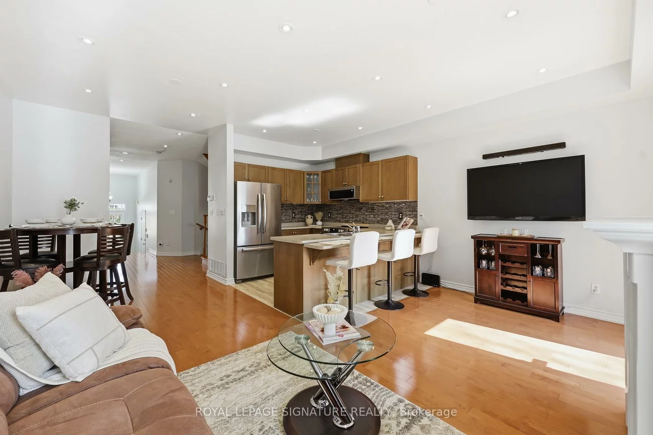 470, Faith, Hurontario, Mississauga