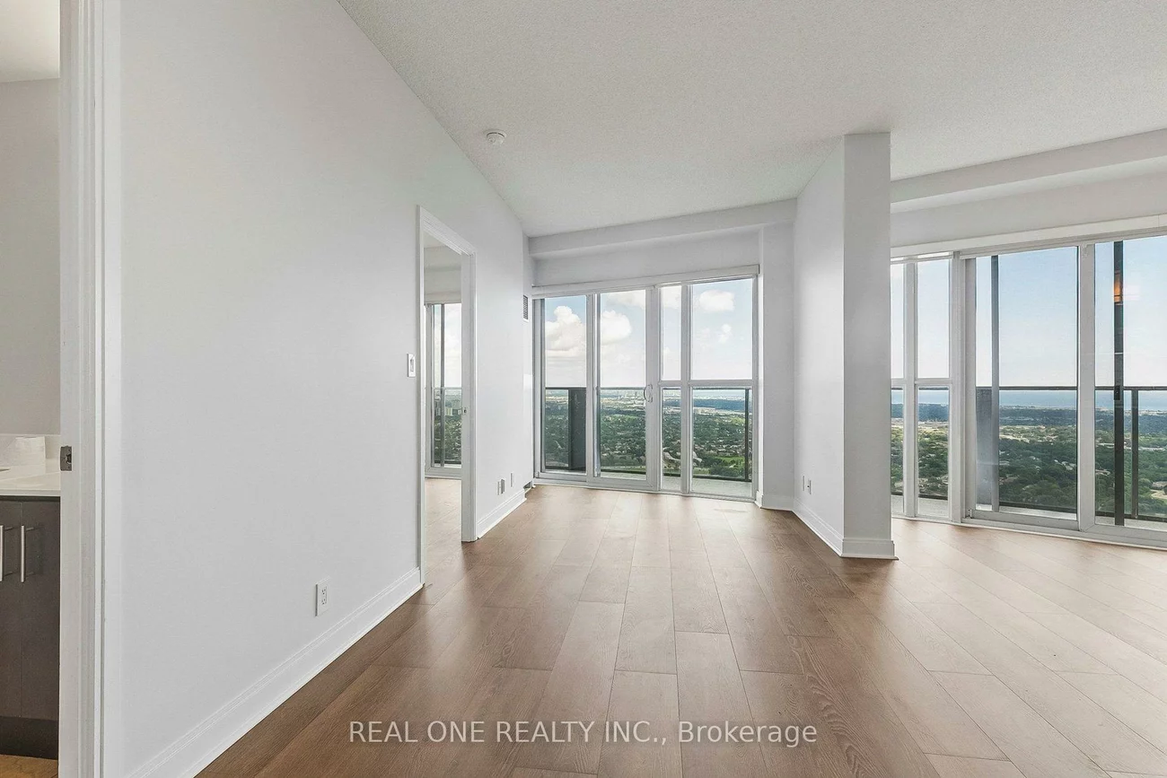 60, Absolute, City Centre, Mississauga