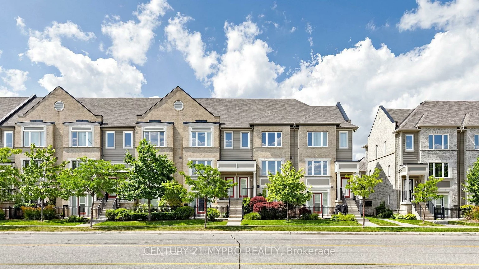 2895, Hazelton, Central Erin Mills, Mississauga