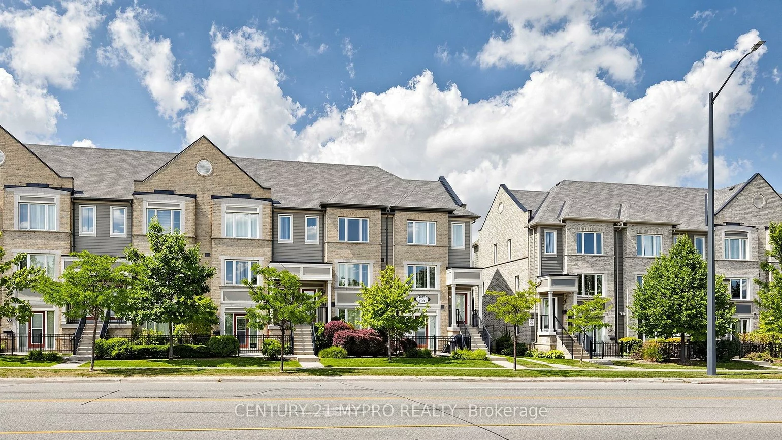 2895, Hazelton, Central Erin Mills, Mississauga