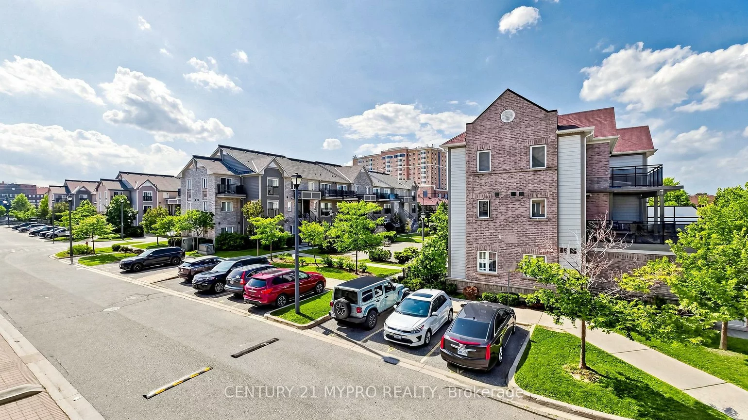2895, Hazelton, Central Erin Mills, Mississauga