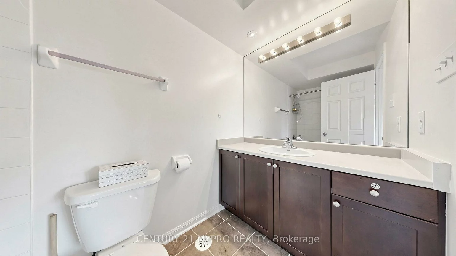 2895, Hazelton, Central Erin Mills, Mississauga