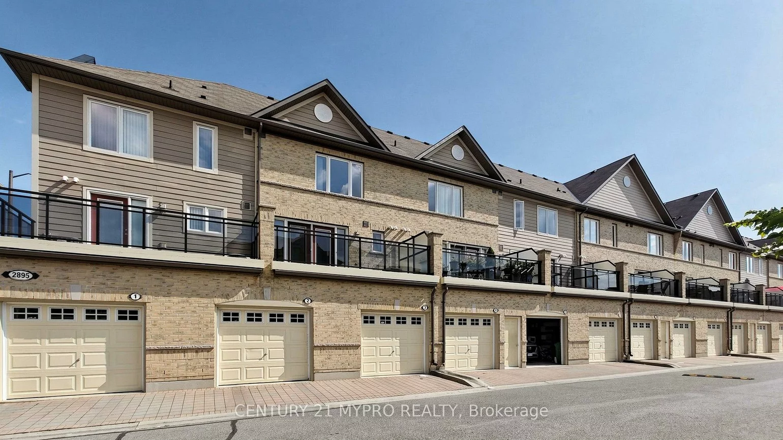 2895, Hazelton, Central Erin Mills, Mississauga