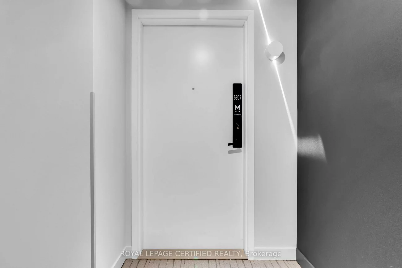 3900, Confederation, City Centre, Mississauga
