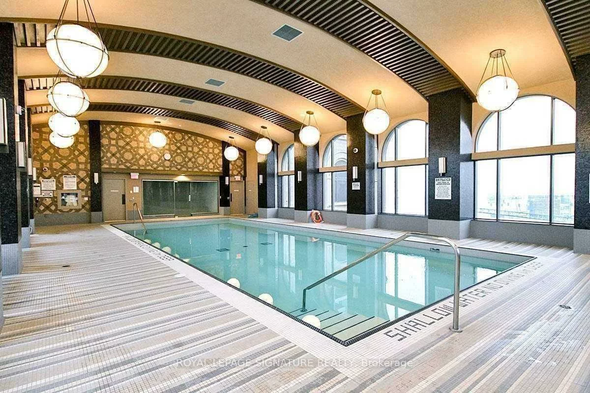 385, Prince Of Wales, City Centre, Mississauga