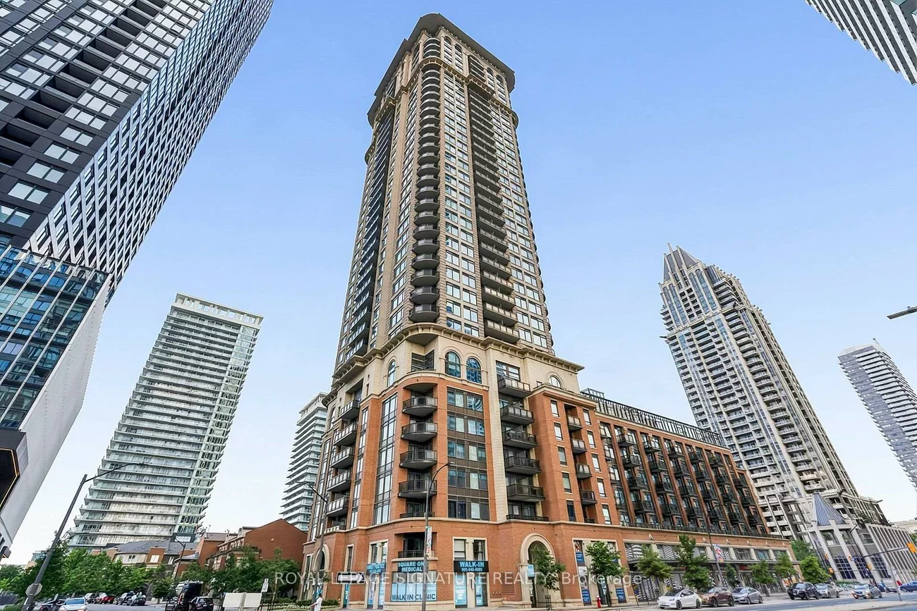 385, Prince Of Wales, City Centre, Mississauga