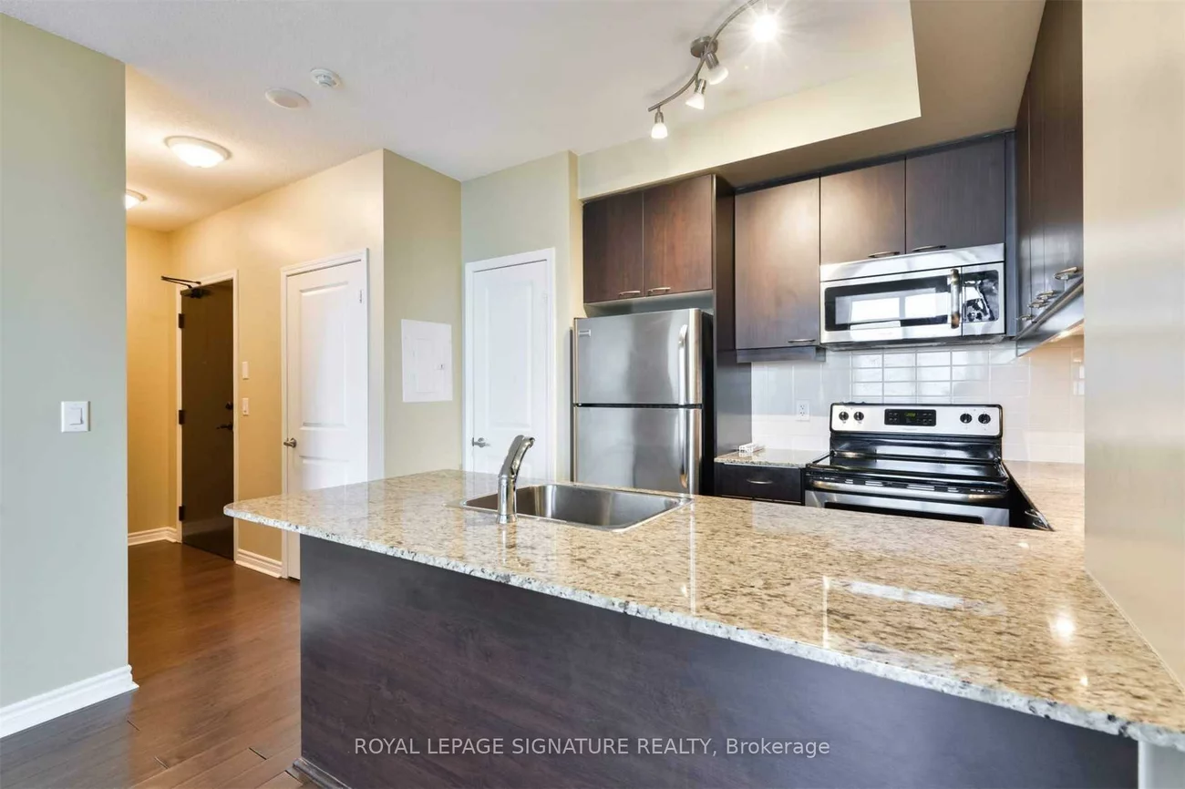 385, Prince Of Wales, City Centre, Mississauga