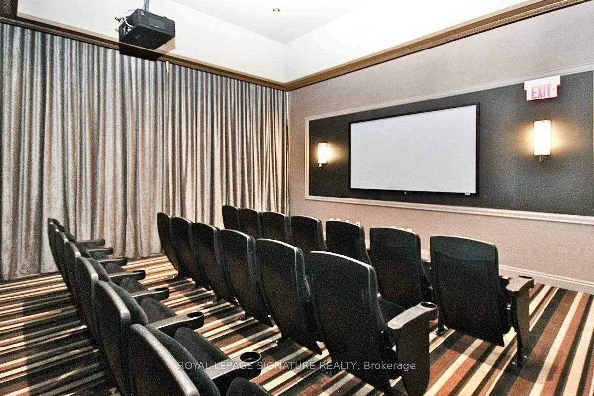385, Prince Of Wales, City Centre, Mississauga