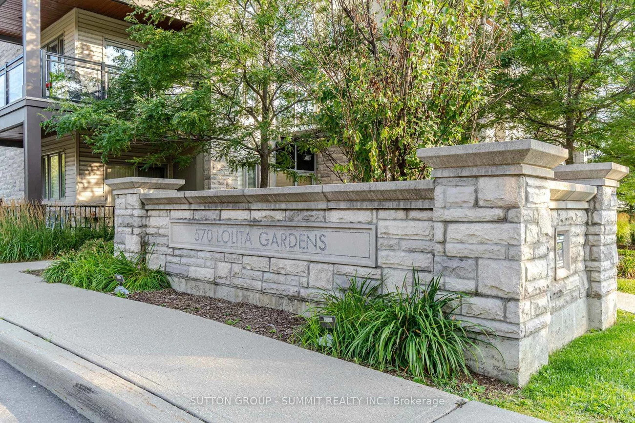 570, Lolita, Mississauga Valleys, Mississauga