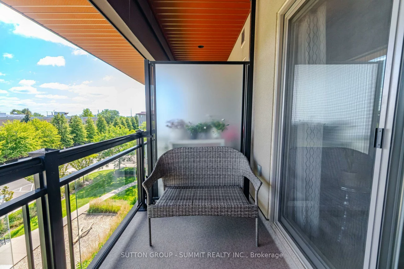 570, Lolita, Mississauga Valleys, Mississauga