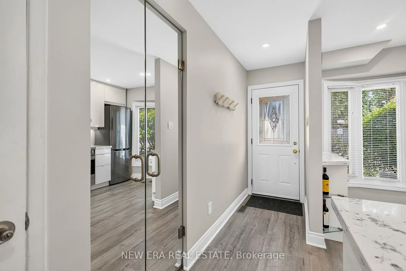5020, Delaware, Hurontario, Mississauga