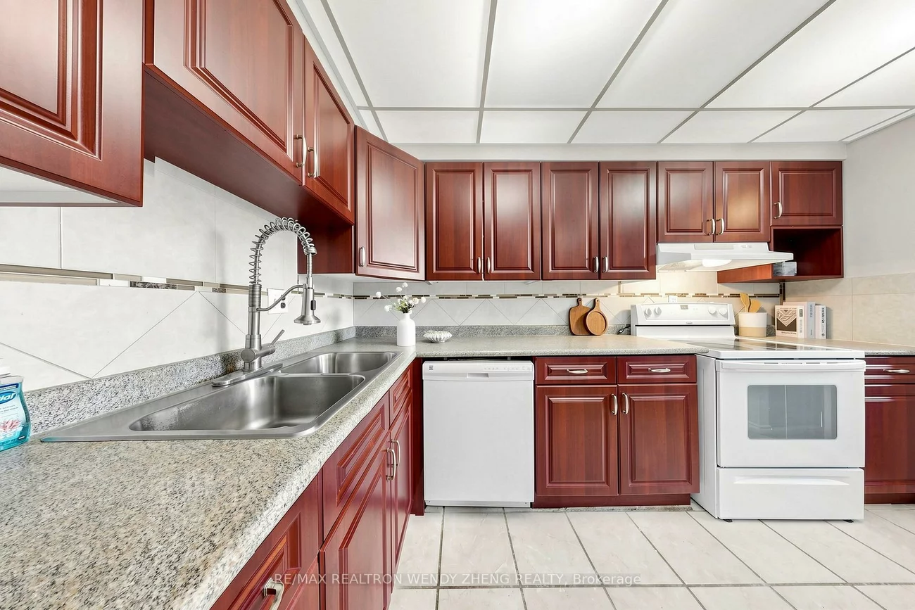 1055A, Forestwood, Erindale, Mississauga