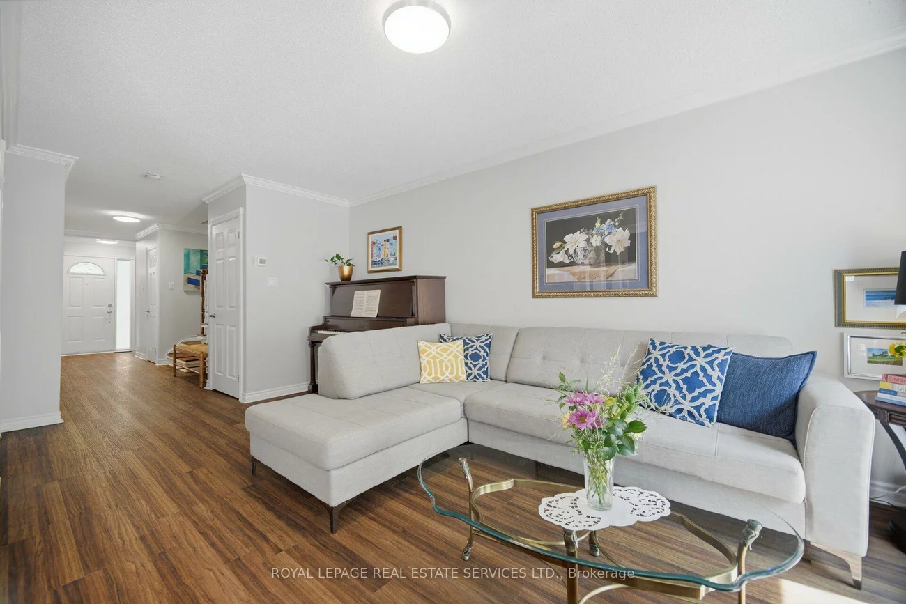 750, Burnhamthorpe, Applewood, Mississauga