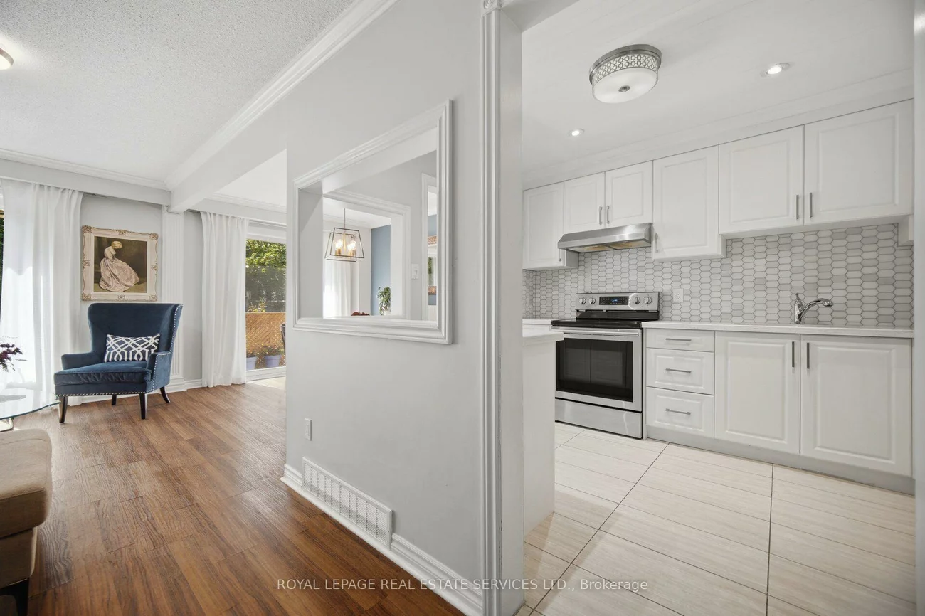 750, Burnhamthorpe, Applewood, Mississauga