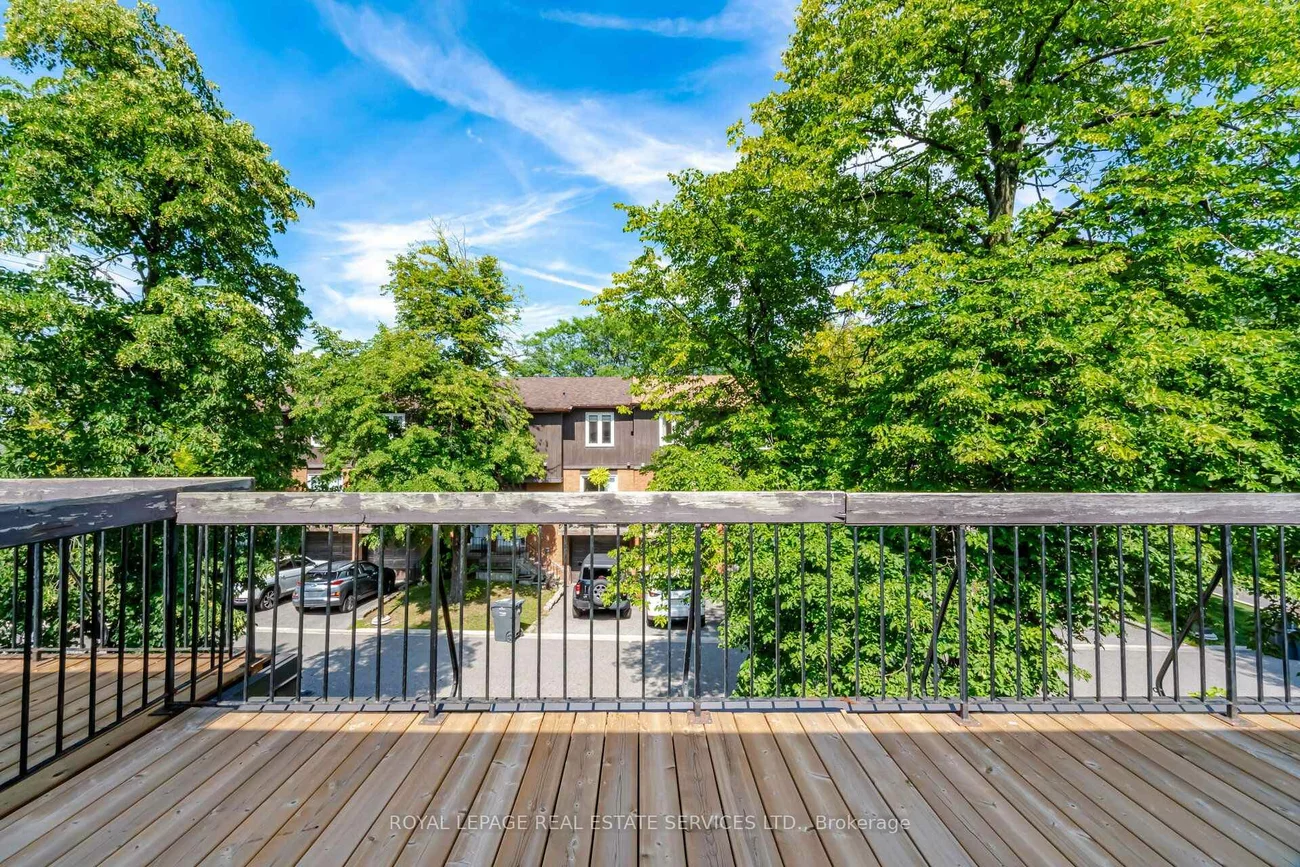 750, Burnhamthorpe, Applewood, Mississauga