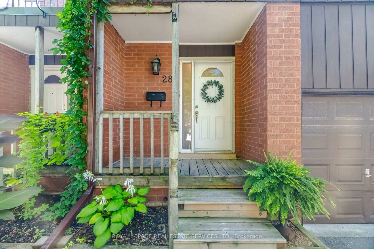 750, Burnhamthorpe, Applewood, Mississauga