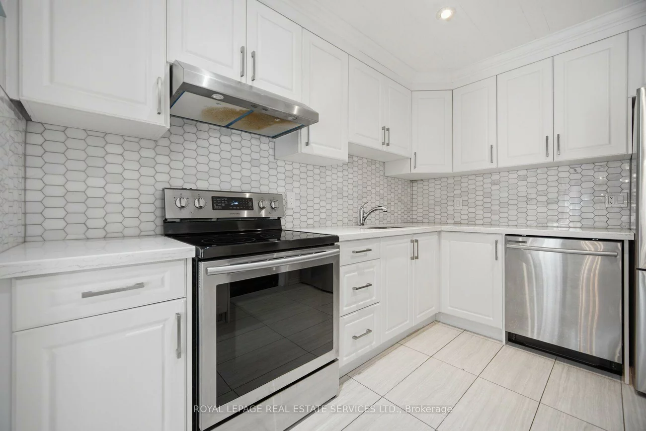 750, Burnhamthorpe, Applewood, Mississauga