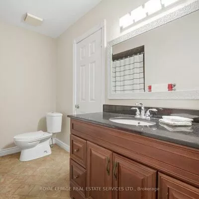 750, Burnhamthorpe, Applewood, Mississauga