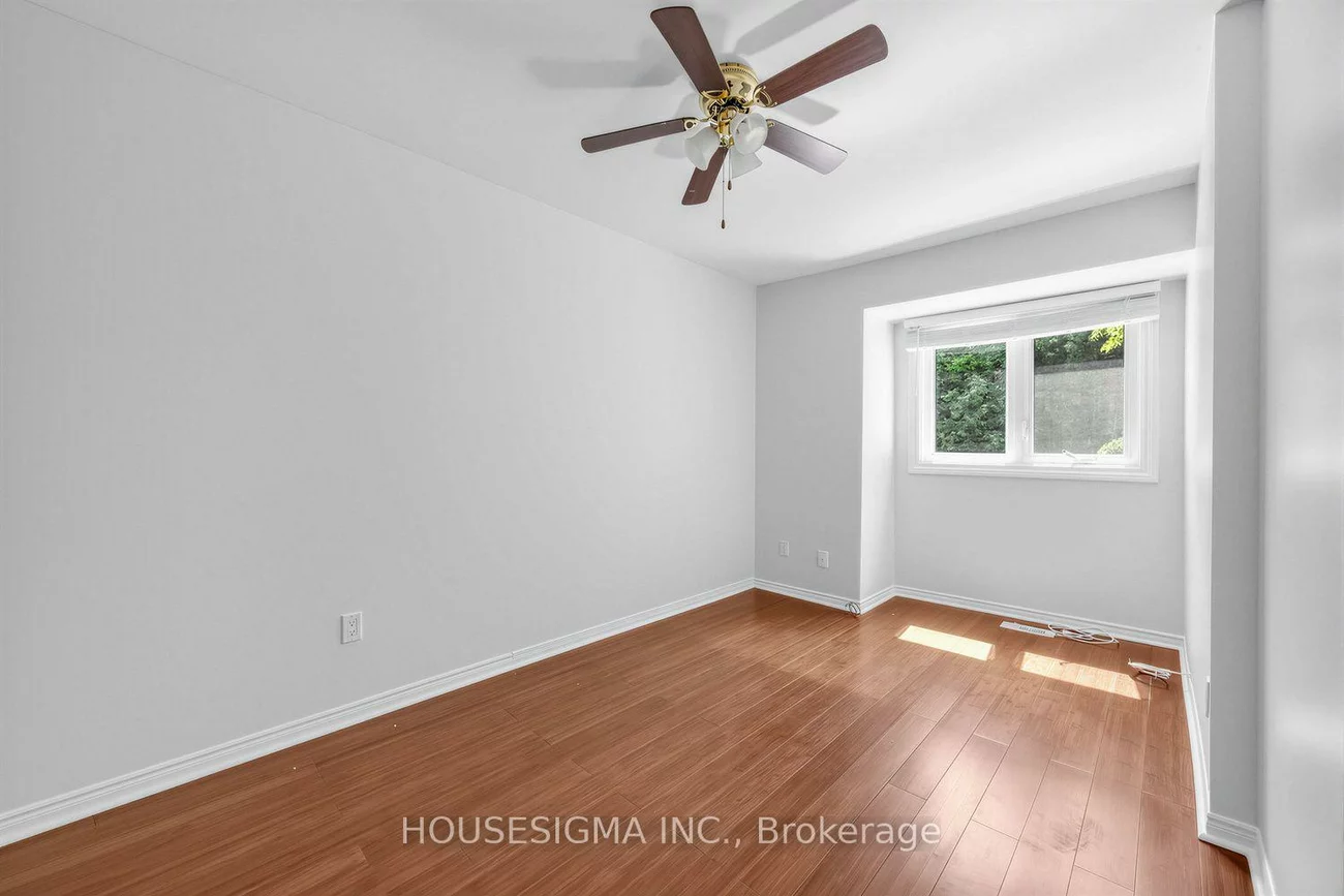 2199, Burnhamthorpe, Erin Mills, Mississauga