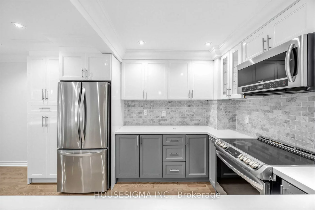 2199, Burnhamthorpe, Erin Mills, Mississauga