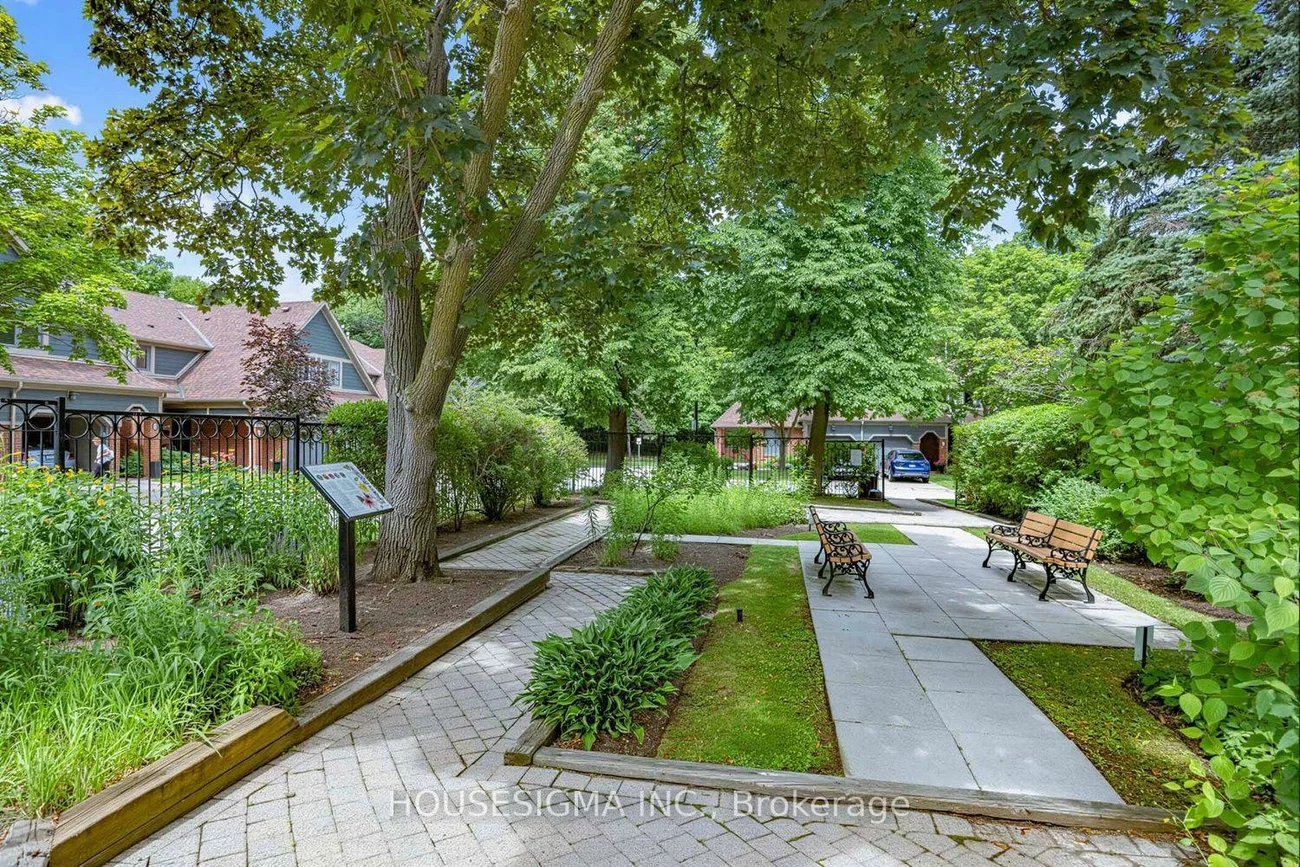 2199, Burnhamthorpe, Erin Mills, Mississauga