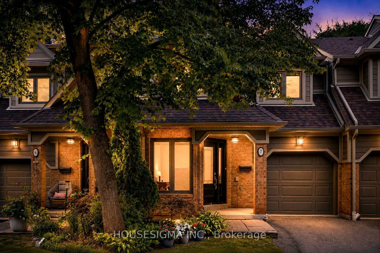 2199, Burnhamthorpe, Erin Mills, Mississauga