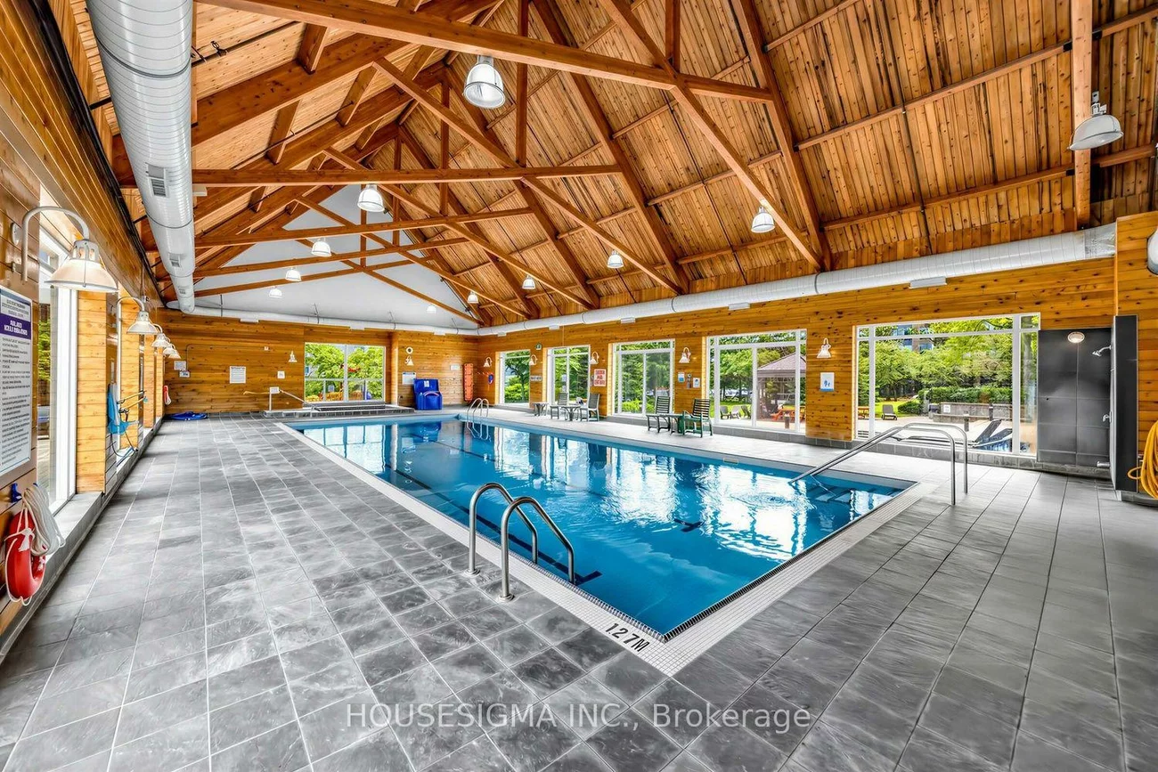 2199, Burnhamthorpe, Erin Mills, Mississauga