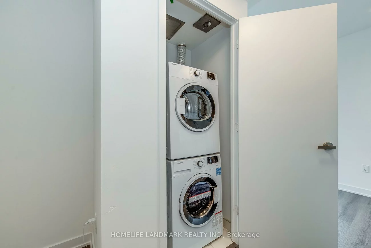 3883, Quartz, City Centre, Mississauga