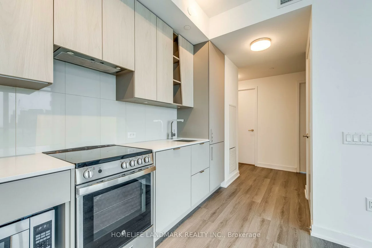 3883, Quartz, City Centre, Mississauga