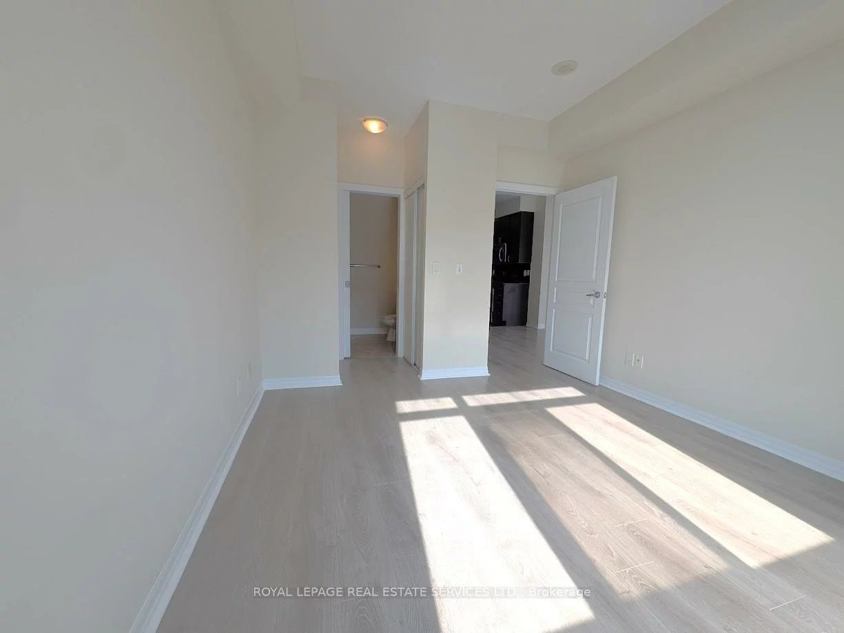 225, Webb, City Centre, Mississauga